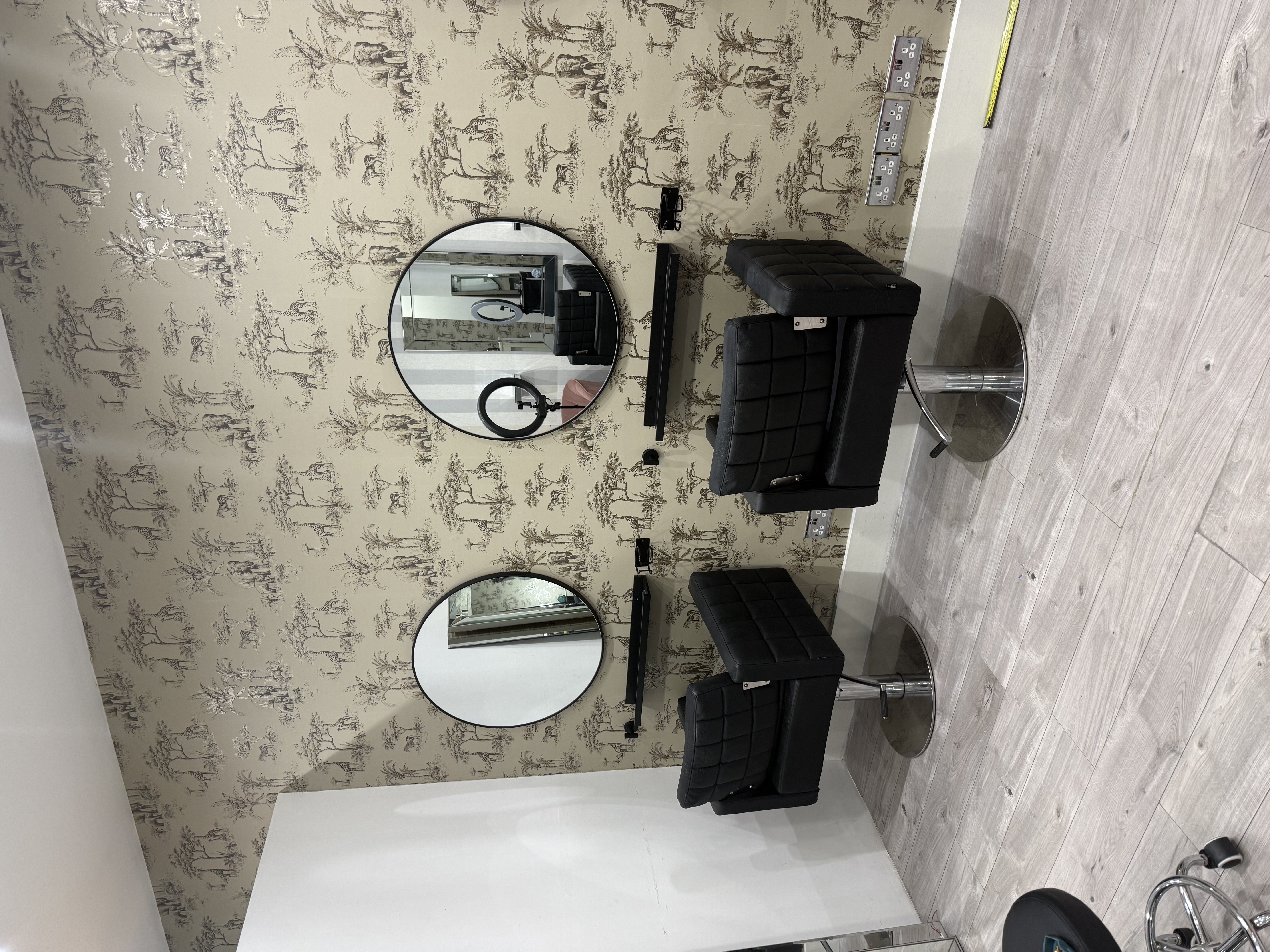 Salon Detail